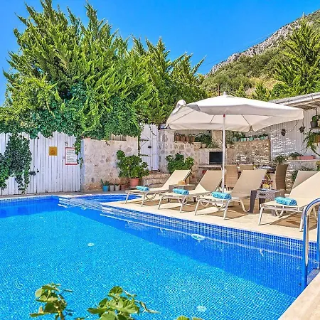فيلة 3 Bedroom - 1003 *