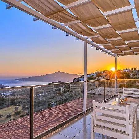 3 Bedroom - 1003 *