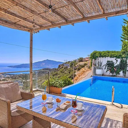 3 Bedroom - 1003 *